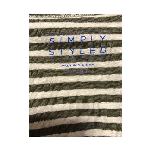 Green and White Striped Tanktop - Picture 5 of 5